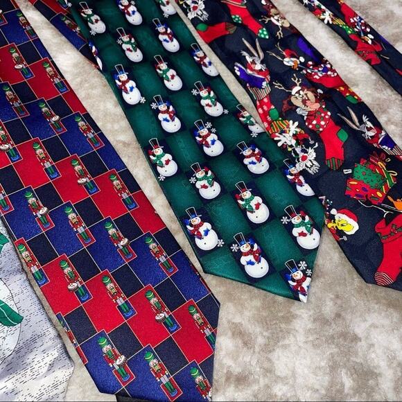 Christmas winter men's neckties set of 5 one for everyday of the week Holiday - Picture 3 of 7